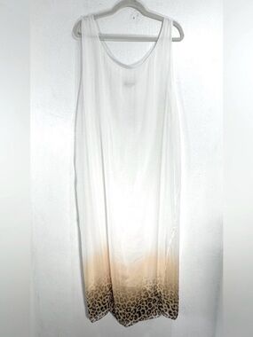 NWT Silk Bella Amore White 100% Silk Ombre dress with leopard print.Size L